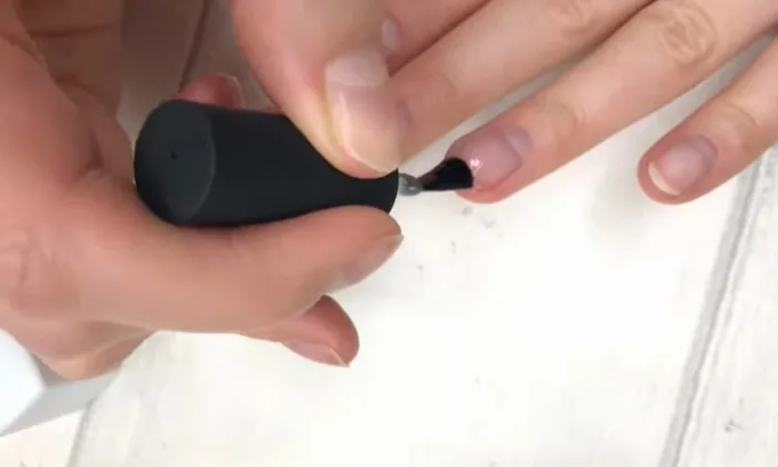 Glitter Gel Nail Polish: Step 1, apply your base coat layer nice and evenly and cure when done
