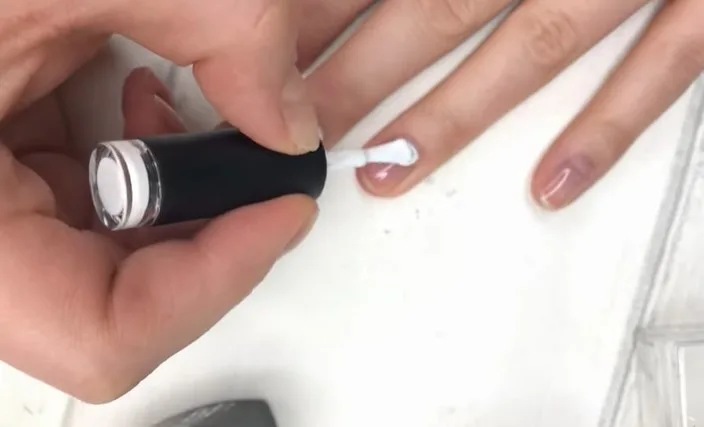 Glitter Gel Nail Polish: Step 2, apply two coats of color, curing between each layer
